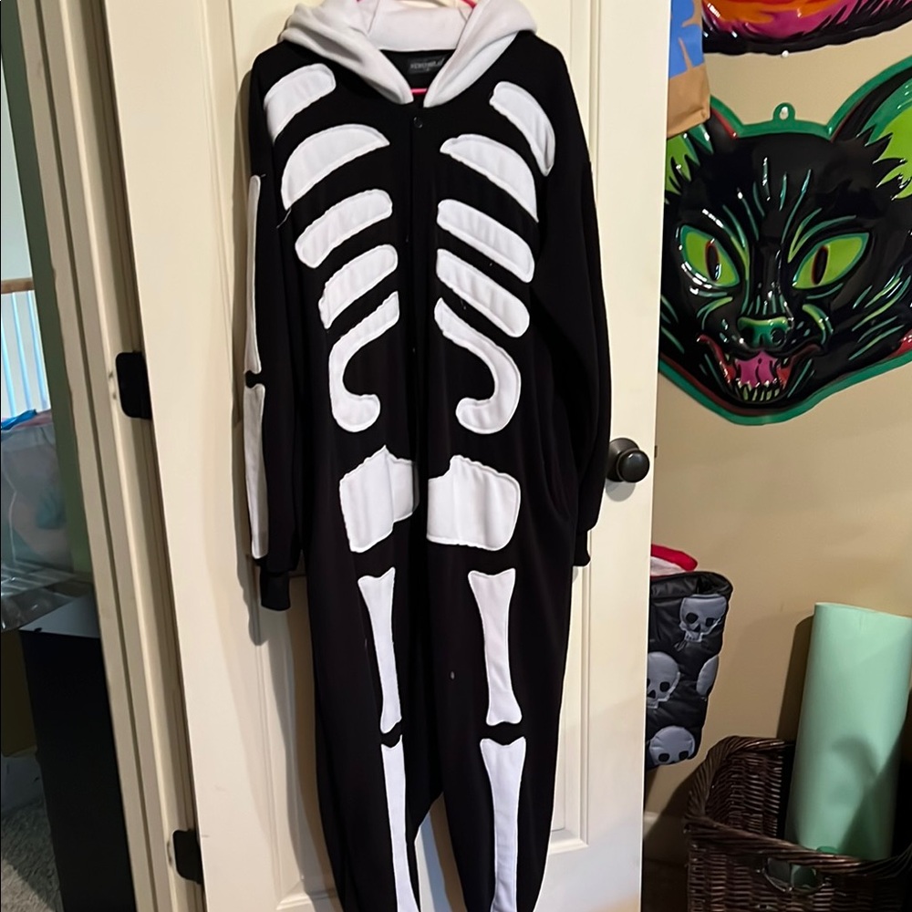 Black and White Skeleton Onesie kigurumi cosplay